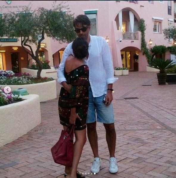 Validə Abbasovanın istirahəti -  FOTOLAR